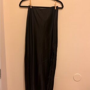 Chic Black Women's Skirt with Lace Detail
